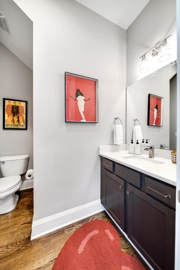 Villa Nell'S Haven Two Miles To Downtown & Broadway à Nashville Extérieur photo